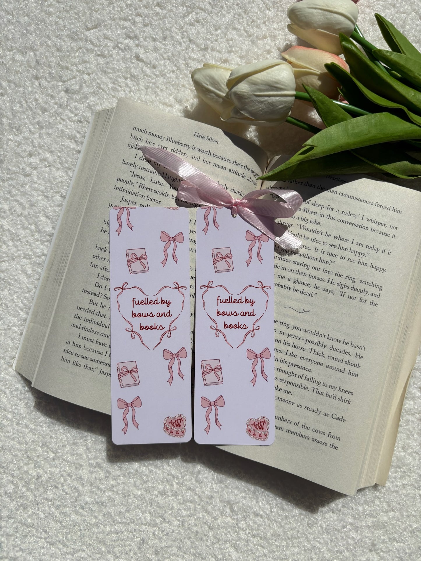 Books & Bows Bookmark